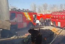 Iranian military helicopter crashes into fruit market, four dead Iranian military helicopter crashes into fruit market, four dead