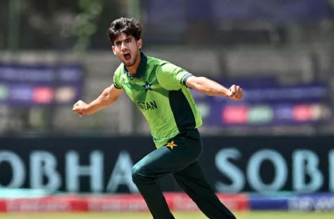 000 U19 World Cup: Pakistan fight back after India's brisk start