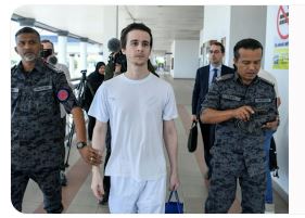 1111 Malaysian court acquits French man on drug charges