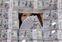Korea’s foreign reserves fall for 2nd month in January Korea's foreign reserves fall for 2nd month in January