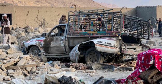 33 Pakistan carries out precision strikes on seven militant hideouts along Afghan border