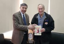 American Author John Kiser visits IRS American Author John Kiser visits IRS