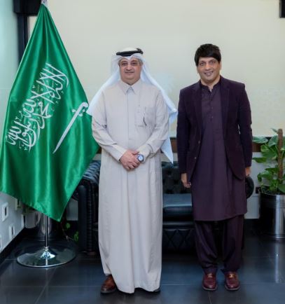 DNA 20-2 PFF President, Saudi Envoy discuss football cooperation