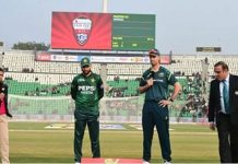 Pakistan win toss, elect to bat first in final T20I against Australia Pakistan win toss, elect to bat first in final T20I against Australia