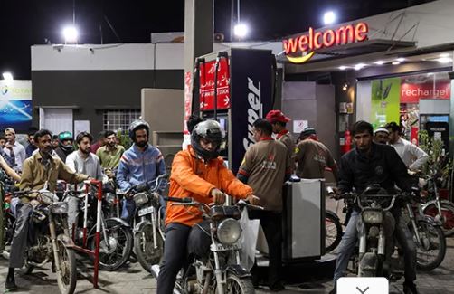 00 'Pakistan fuel stocks exceed four weeks, April supply fully secured'