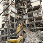 Blasts reported near Pakistan embassy in Tehran: sources Blasts reported near Pakistan embassy in Tehran: sources