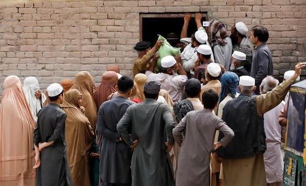 11 8 women die, 80 hurt as Rahim Yar Khan shop roof collapses during BISP cash payout