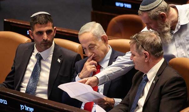 32 Netanyahu's political future at stake with Iran war: experts