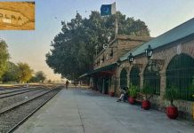 Golra to Rawalpindi track inspected by railway minister personally Golra to Rawalpindi track inspected by railway minister personally