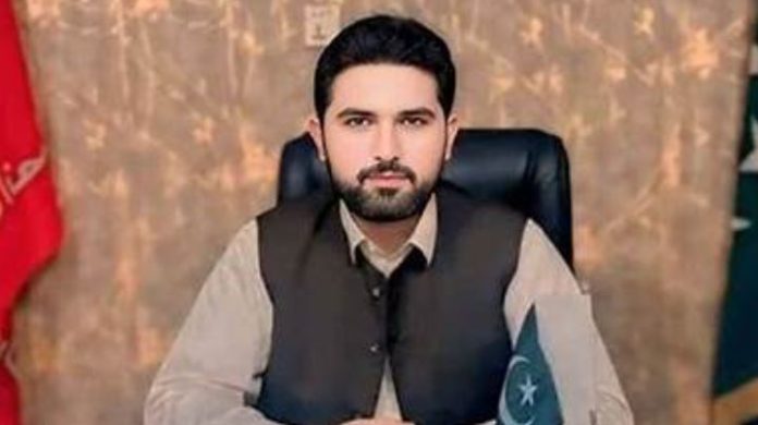 20 KP CM expresses grief over Mardan mine collapse, orders swift rescue efforts