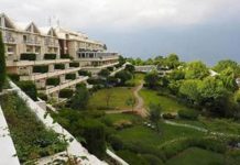 Murree admin reviews facilities, orders improved arrangements Murree admin reviews facilities, orders improved arrangements