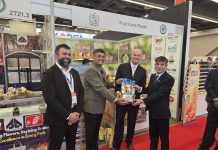 Pak products attract attention at Canada fair