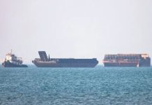 US says it has missile destroyers in Gulf, two American ships have crossed Hormuz US says it has missile destroyers in Gulf, two American ships have crossed Hormuz