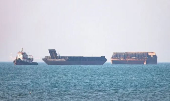 0000 US says it has missile destroyers in Gulf, two American ships have crossed Hormuz