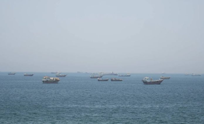 114 Trump says no need for China’s help on Iran as shippers seek way through Hormuz