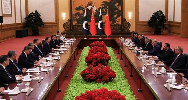 52 China's Xi lauds constructive role in ME mediation in meeting with PM Shehbaz