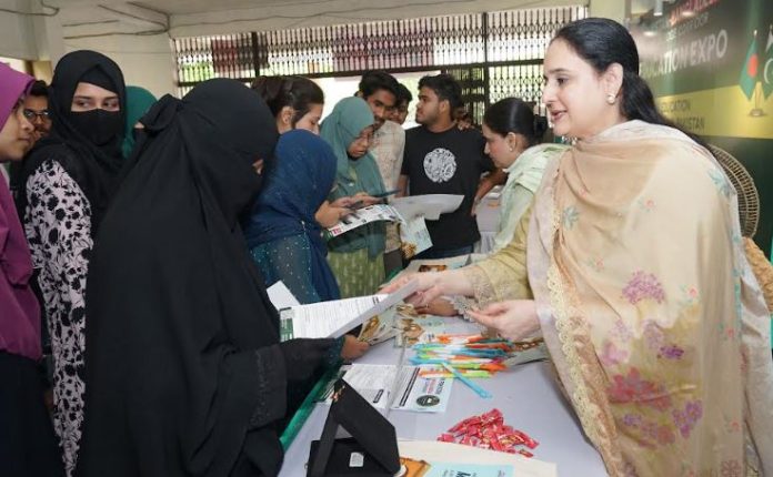 DNA 15-9 HEC, Pakistani universities engage Bangladeshi students at expo in Rajshahi