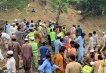 Seven dead, 33 injured as storms hit Khyber Pakhtunkhwa Seven dead, 33 injured as storms hit Khyber Pakhtunkhwa