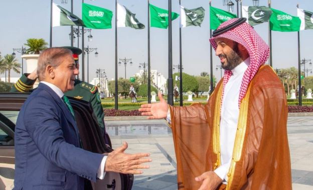 13 PM Shehbaz, Saudi Crown Prince pledge continued peace process support