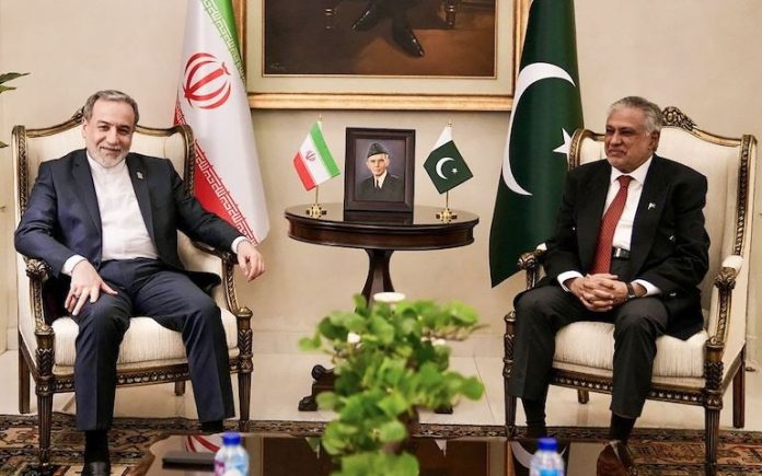 18 Iranian FM briefs Ishaq Dar on US ceasefire violations