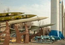 Sharif defends Iran’s right to ballistic missiles Sharif defends Iran’s right to ballistic missiles