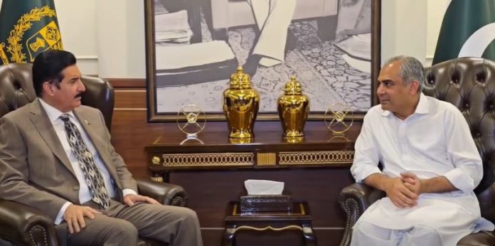 52 Governor KP, Naqvi discuss security situation, counter-terrorism efforts