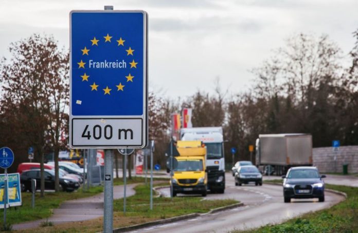53 EU says Germany, France should phase out border checks