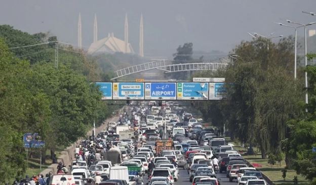 53 Islamabad tightens grip on energy use, orders early shutdown of commercial centres