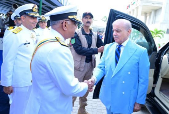 PM attends 125th Midshipmen commissioning parade at Karachi