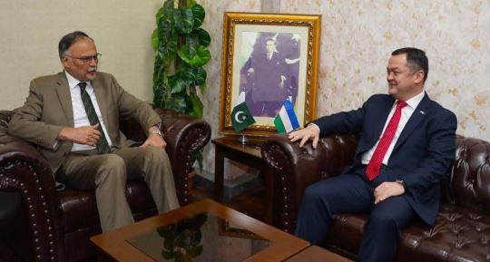 UZBEK AMBASSADOR Uzbek Ambassador, meets Planning, minister to strengthening bilateral cooperation economy
