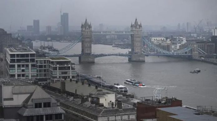 112 Two Romanian men jailed for stabbing Iranian journalist in London