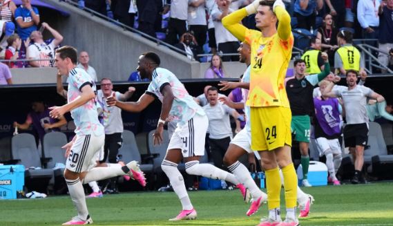 121 Belgium beat US 4-1 to reach World Cup quarterfinals, taking advantage of defensive lapses