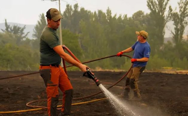 122 More than 430 evacuated from care homes due to Madrid blazes