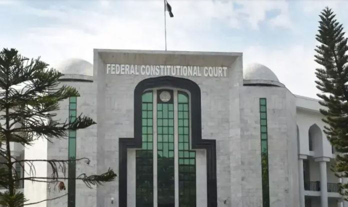 131 High court cannot rewrite contracts in constitutional jurisdiction, FCCP rules in Nai Gaj dam case