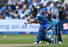 India ease to six-wicket win over England in first ODI India ease to six-wicket win over England in first ODI