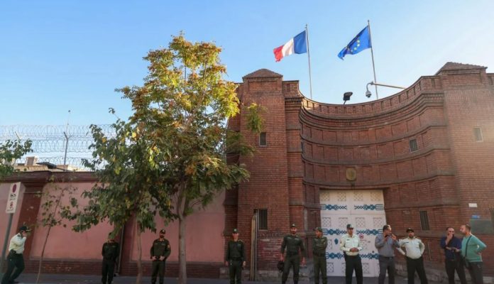 311 Iranian security personnel harassed, detained French embassy staff in Tehran, FM Barrot says