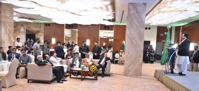 311 Pakistan, Saudi Arabia enjoy strong brotherly ties built on faith, mutual trust: Syedaal