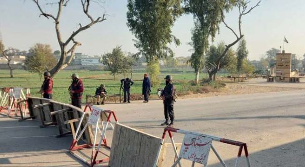 NEWS DSP among seven personnel martyred in Hangu checkpost attack: police