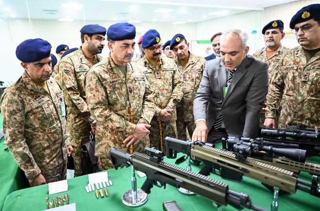 DNA 29-1 COAS visits POF, reviews production capabilities, export potential