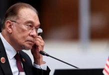 Malaysia PM Anwar undergoes elective surgery to treat hernia Malaysia PM Anwar undergoes elective surgery to treat hernia