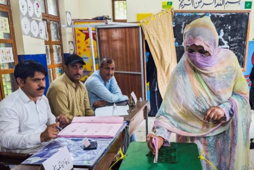 NEWS Polling for third phase of AJK elections underway in Poonch Division's Bagh, Haveli districts
