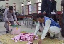 Vote counting underway after third phase of AJK polls concludes in Bagh, Haveli Vote counting underway after third phase of AJK polls concludes in Bagh, Haveli