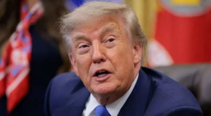 NEWS Trump says Iran options are let Tehran fail economically or ‘hit them really hard’