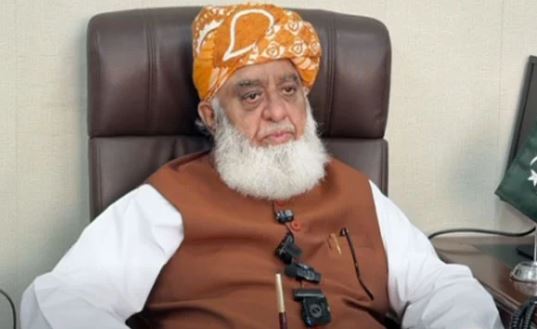 NEWS Fazl announces 'united opposition' after meeting Achakzai, Qaiser