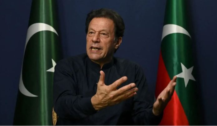 NEWS Imran's hospital transfer: SC to take up Dr Uzma's contempt plea on Sept 16