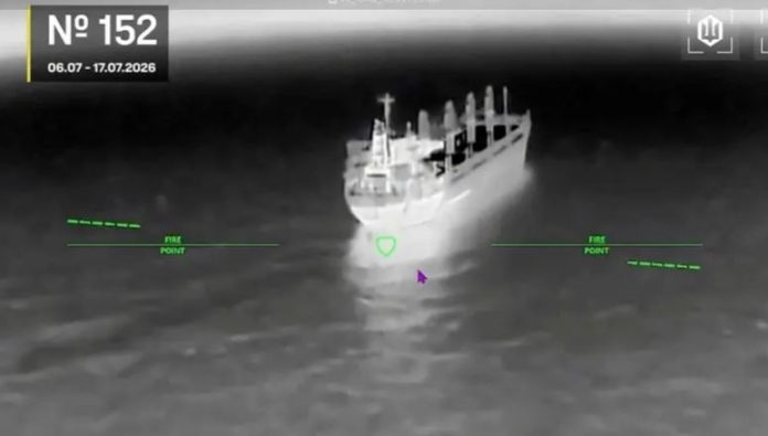 NEWS Russia steps up protection of Black Sea cargo ships, develops alternative routes