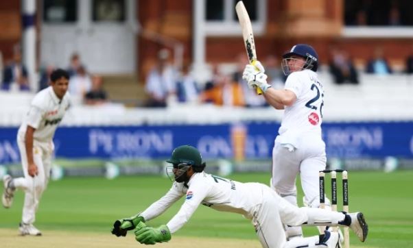NEWS England build dominant 342-run lead over Pakistan in Lord's Test