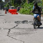 Magnitude 5.8 earthquake strikes off western Philippines; tremors felt in capital