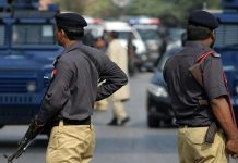Karachi police kill two ‘robbers’ in encounter