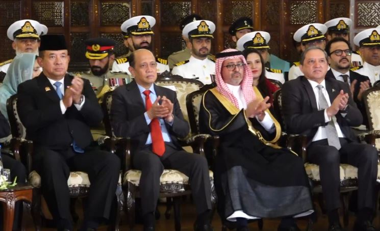 President confers Nishan-i-Imtiaz (Military) upon Chief of Indonesian Navy